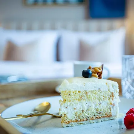 Delphi & Restaurant Szálloda Neu Wulmstorf