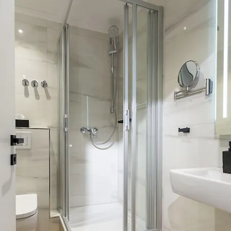 Delphi & Restaurant Ξενοδοχείο Neu Wulmstorf