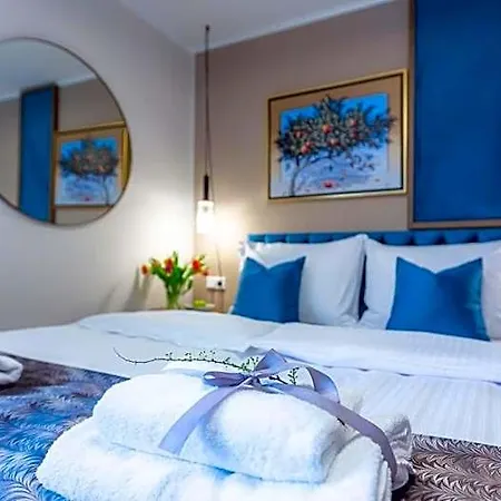 Hotel Delphi & Restaurant